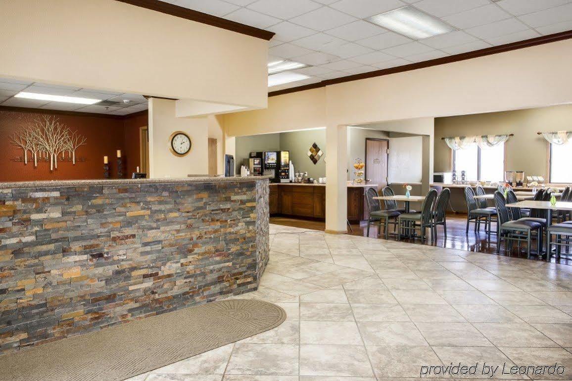 Heartland Inn Coralville Exterior photo